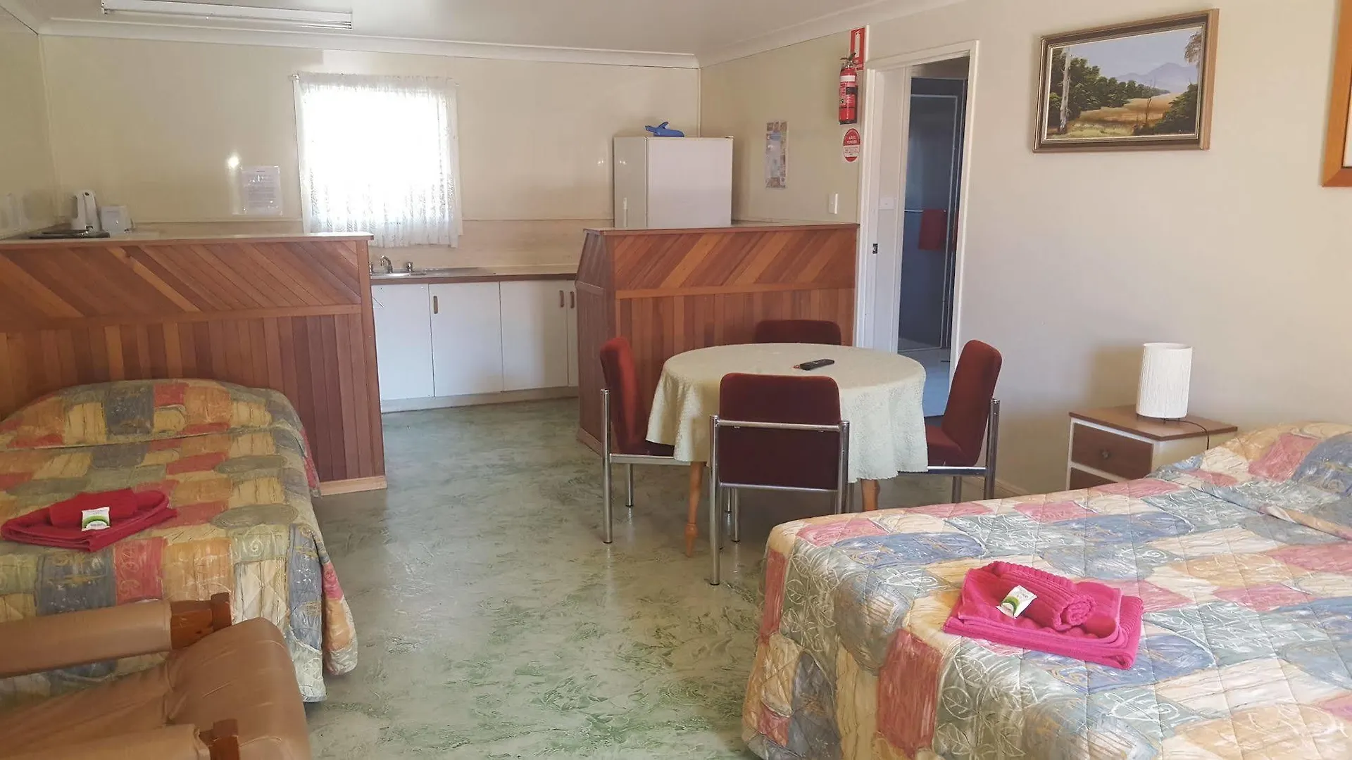 Bronco Motor Inn Toowoomba 3*,